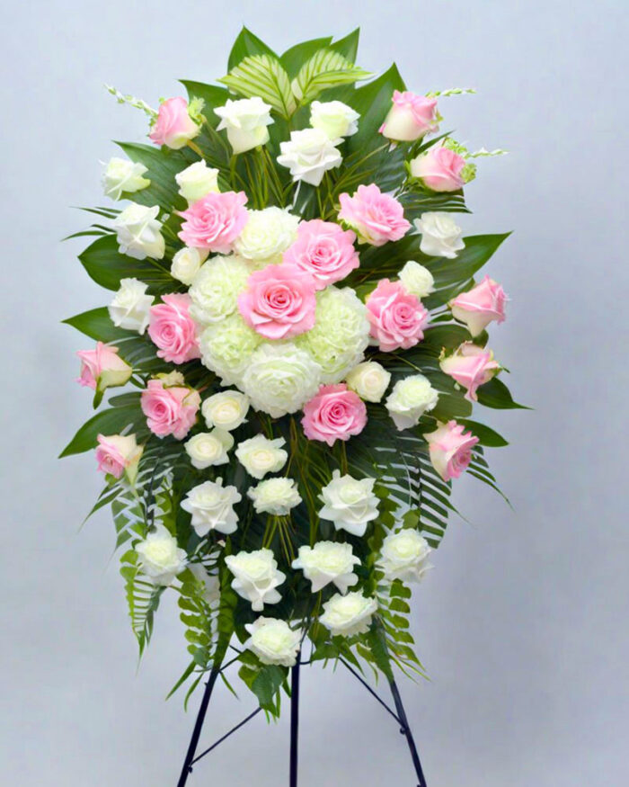 Finest Farewell Spray